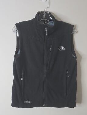 The North Face Black Fleece WindWall Vest